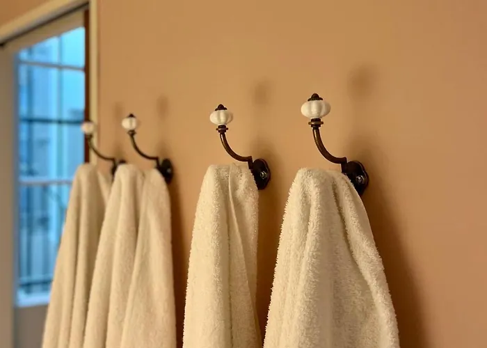 Magnolia Deco